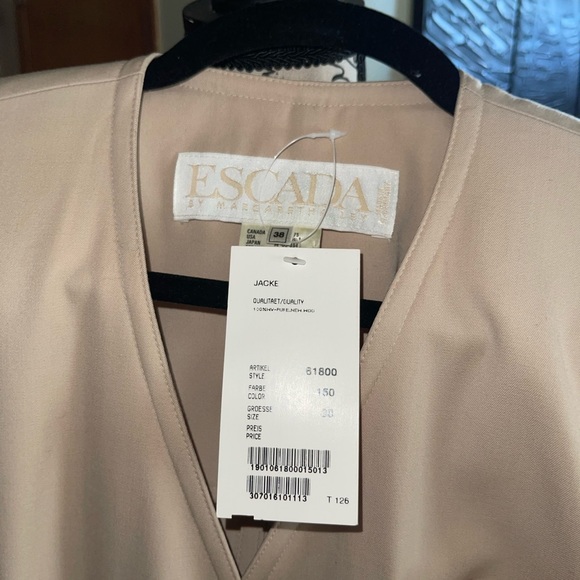 Escada Blazer and Scarf - Picture 4 of 5